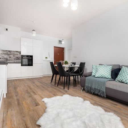 Rakowska 14A 1 Bedroom By Homeprime Варшава Экстерьер фото